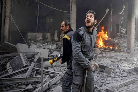 Humanitarian 'pause' takes effect in Syria enclave