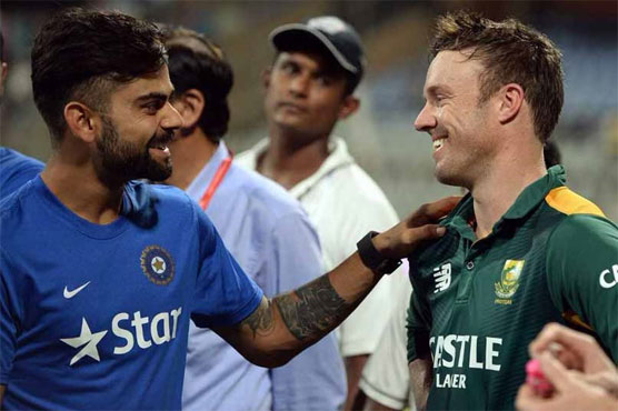 Batting star friends Kohli, De Villiers face off