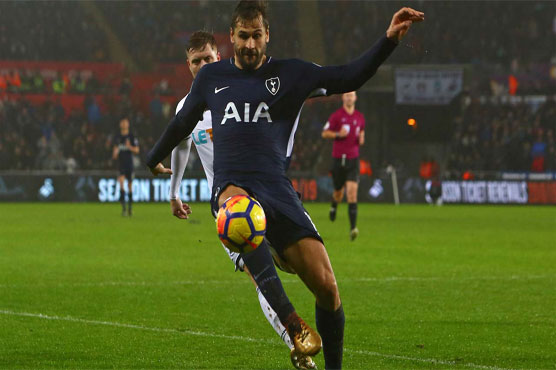 Football: Llorente returns to haunt Swansea as Spurs cruise