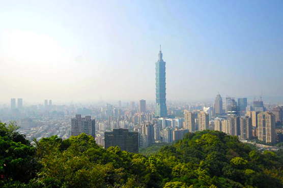 Taiwan court orders dentist to pay mother for raising him