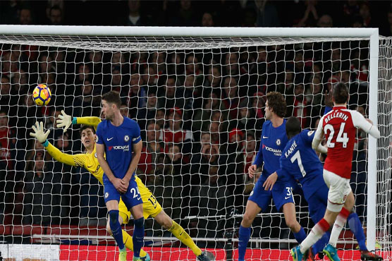 Football: Bellerin strikes late to rescue Arsenal in Chelsea thriller