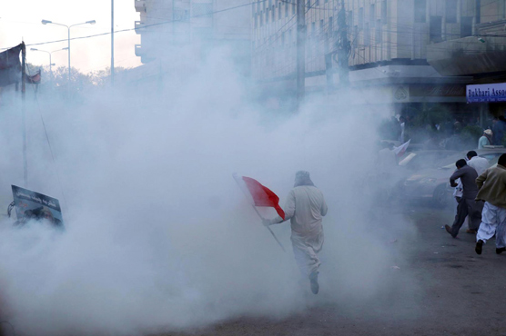 In pictures: Karachi police attacks teachers with batons, tear gas once again