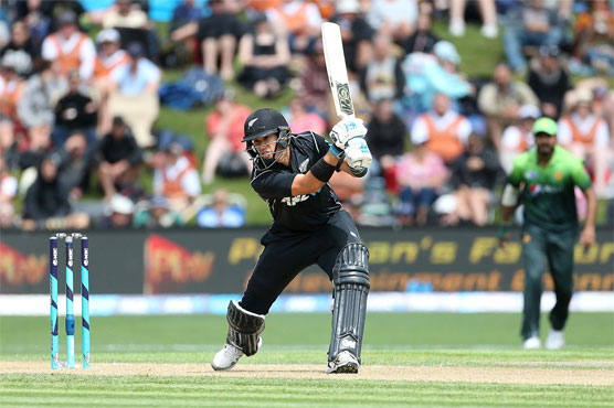 Williamson, Taylor lift New Zealand as Pakistan fire in 3rd ODI