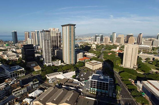 Hawaii panics after false alert of incoming missile