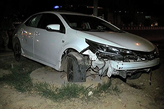 Officers of anti-car lifting cell kill youth in Karachi's Defence area