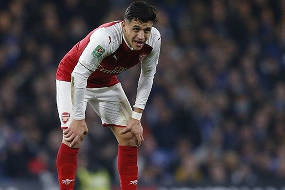 Man Utd tipped to beat City to Sanchez signing