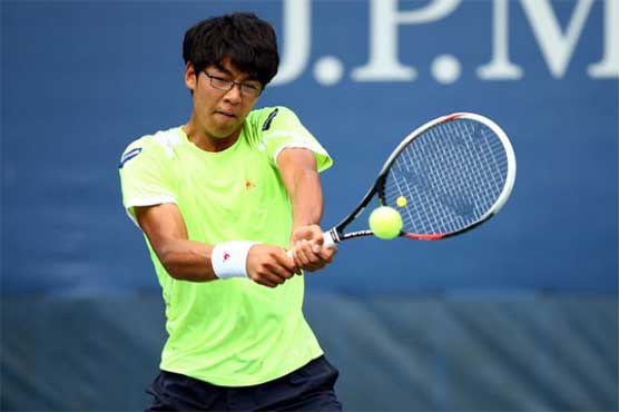 Tennis: Weak eyesight no hindrance for 'Professor' Chung