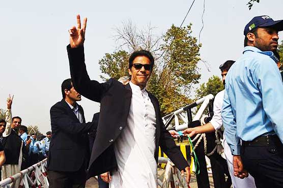 Khan felicitates CJP for taking notice of overseas Pakistanis' disenfranchisement