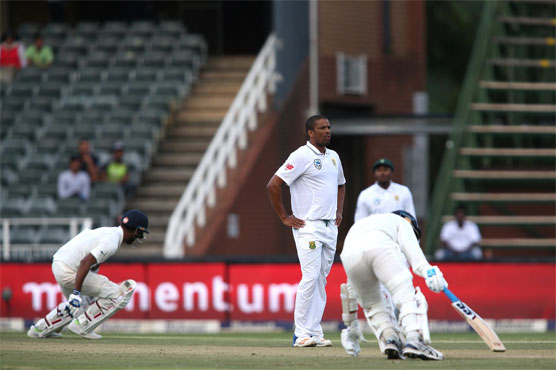 India edge ahead on 'dangerous', 'challenging' pitch