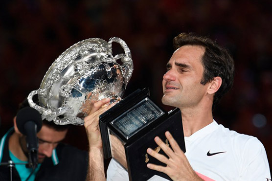 Federer wins Australian Open for 20th Slam title