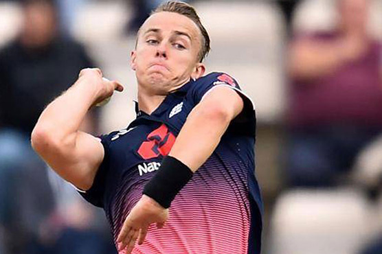 Curran steps up as England beat Australia in final ODI