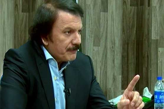 Govt committed to protecting, promoting local industry: Haroon