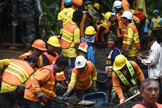 Conditions 'perfect' for evacuation of Thai boys in cave
