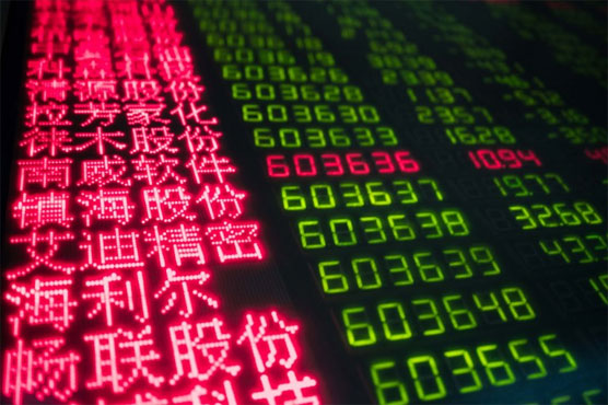Markets tumble as global trade war flares up
