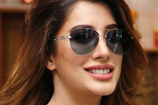 Mehwish Hayat receives special international award from UN 