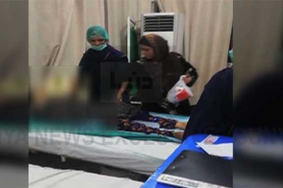 Husband throws acid on wife over domestic dispute in Lahore