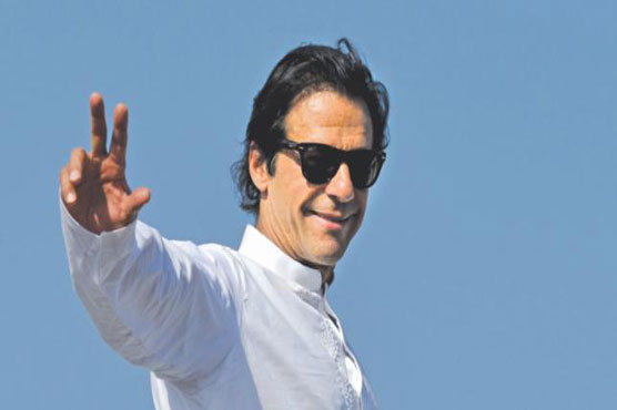 Cricket teammates, rivals congratulate Pakistan's Khan on vote win