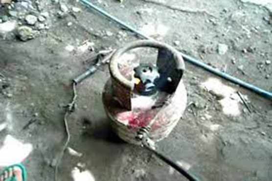 Lahore: Cylinder blast leaves three injured