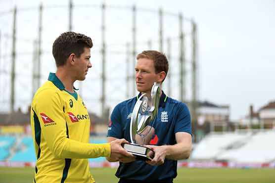 Australia 214 all out against England in 1st ODI