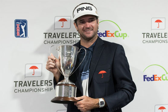 Watson charges past Casey to win US PGA Travelers title