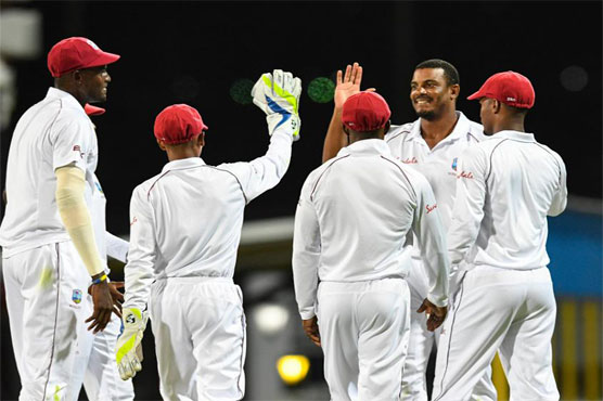 Sri Lanka seek share of spoils against West Indies