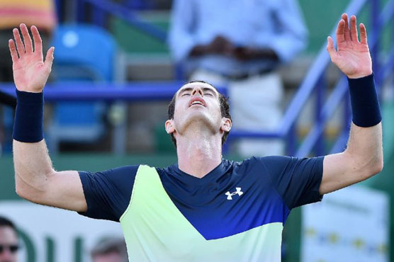 Murray beaten in Eastbourne to cloud Wimbledon decision