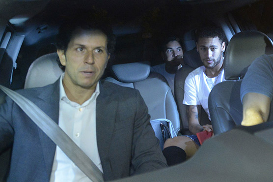 Neymar's foot operation a success: officials