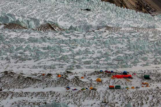 Polish mountaineers call off winter K2 summit bid