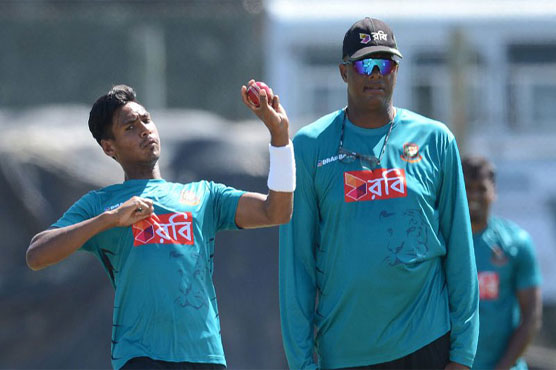 Bangladesh bowling lacks consistency, says coach Walsh