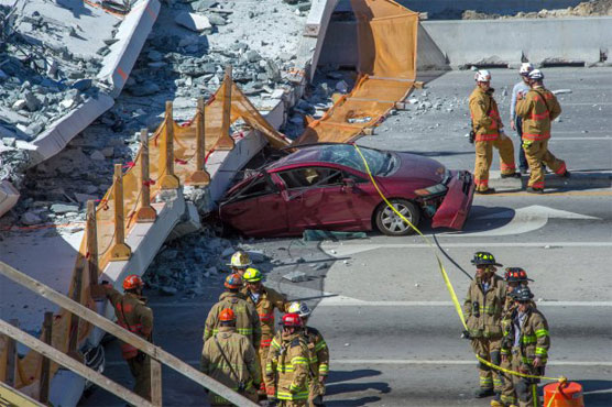 Footbridge collapses in Miami, killing four