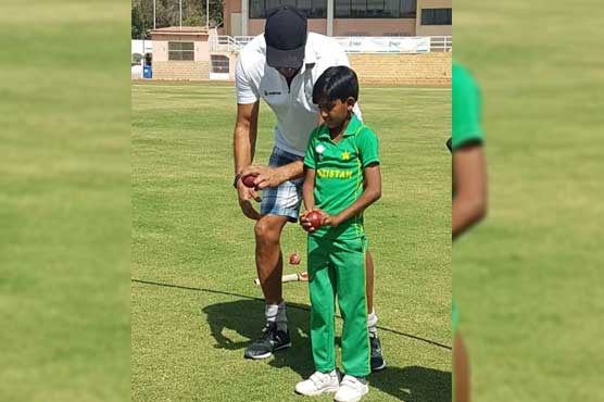 Child Prodigy Practices With The Sultan Of Swing Cricket