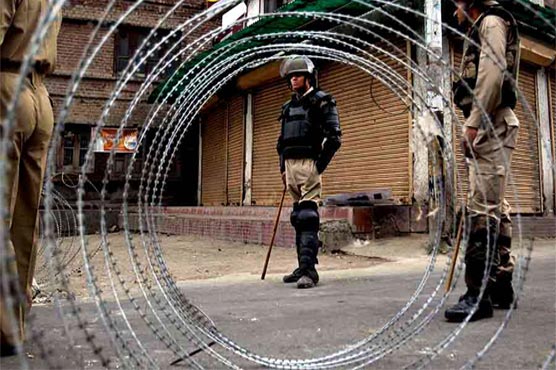Indian authorities close roads in Srinagar to prevent march against recent killings