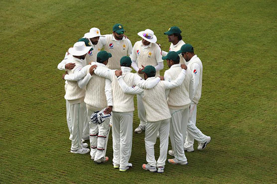 Pakistan's bowlers made to toil in final warm-up