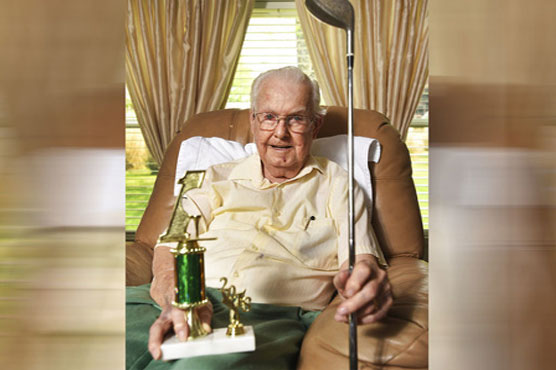 93-year-old makes first hole-in-one in 65 years of golfing