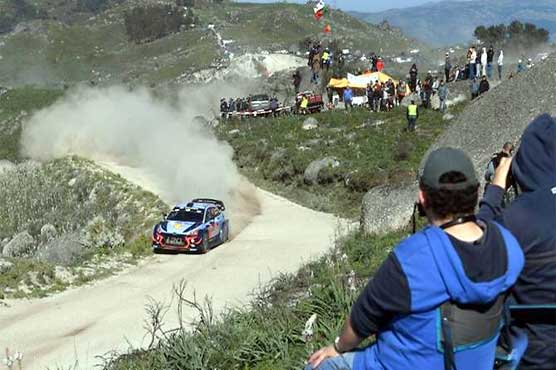 Portugal Car Rally: Kris Meeke leads with 39.8 seconds