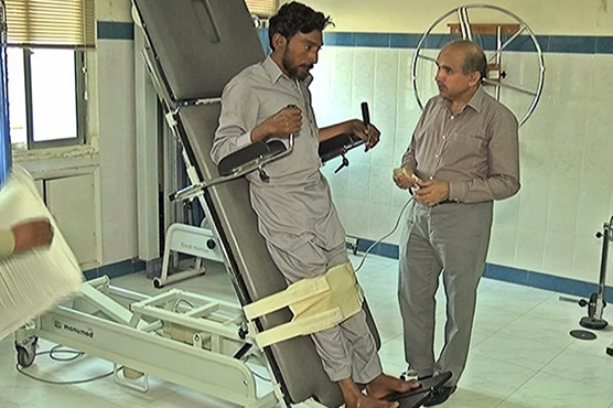 Treating physical injuries through physiotherapy 