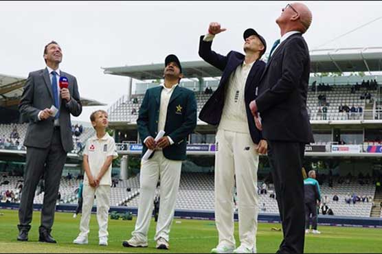 England wins toss, elects to bat first at Lord's 