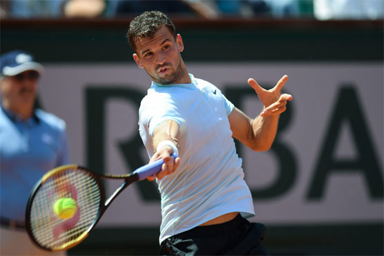 Dimitrov downs mystery man at Roland Garros, Venus, Kyrgios out