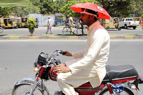 Motorcyclists share safety measures to beat the heat  