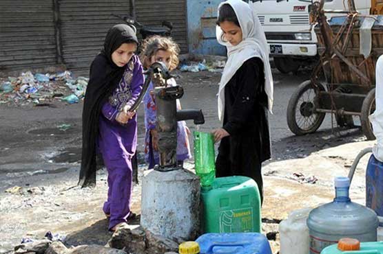 Water dearth continues to irk locals in Karachi