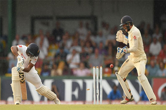 England close in on whitewash win over Sri Lanka