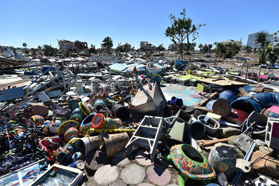 In hurricane-hit Mexico Beach, a marathon clean-up begins