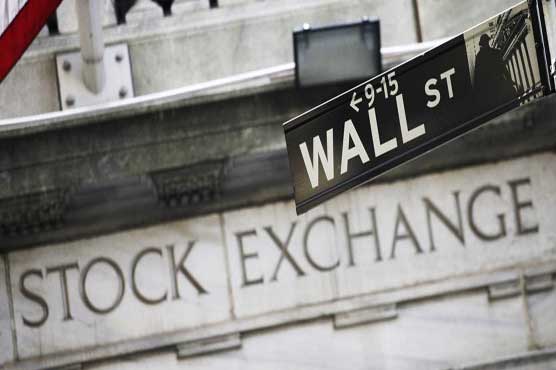 Wall St. slides as Saudi Arabia, Italy add to economic concerns