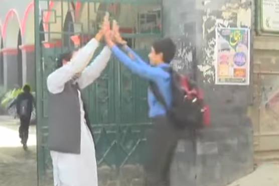 Peshawar school teacher sets new precedent of professional behavior