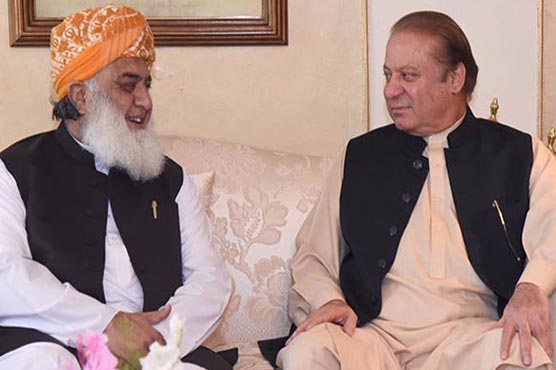 Fazl eyes grand democratic alliance in meeting with Sharif