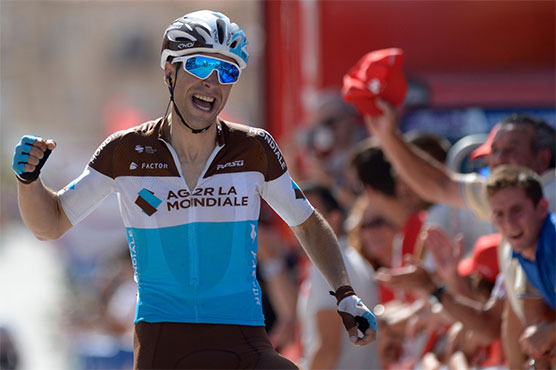 Cycling-Gallopin wins Vuelta stage, Molard retains red jersey