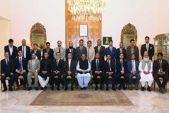 President Mamnoon holds farewell meeting with Presidency's staffers