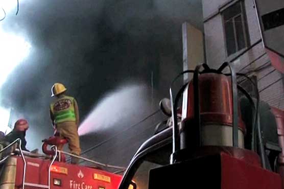 Rescue 1122 prepares initial report over blaze at Lahore's plaza