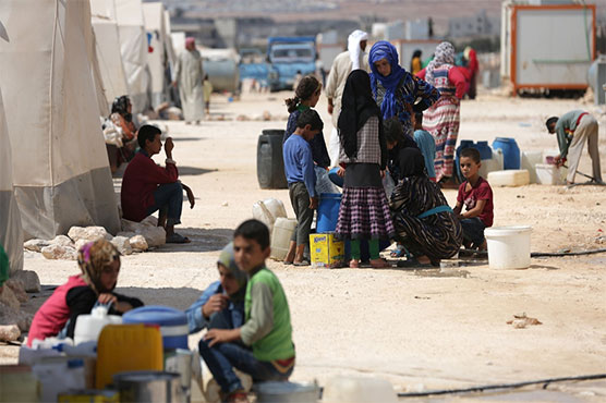30,000 flee in Syria as UN fears century's 'worst' crisis