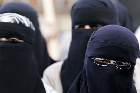 Swiss region overwhelmingly votes for 'burqa ban'